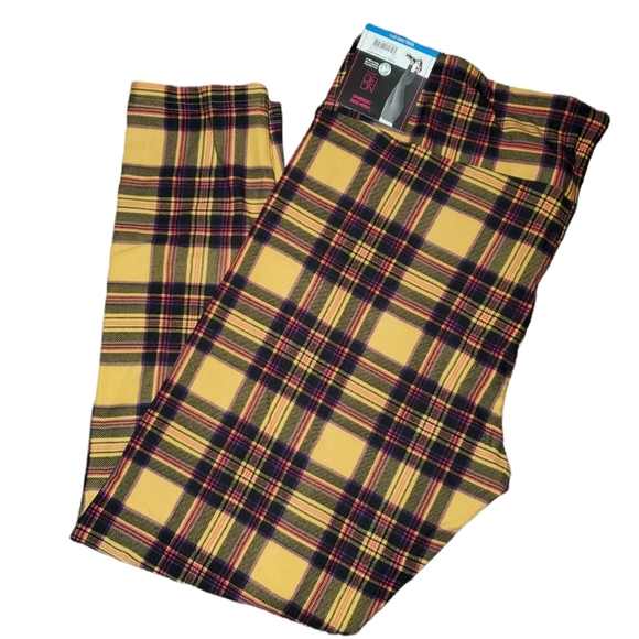 No Boundaries NWT Junior's Plus Plaid High Rise Skinny Fit Sueded Legging 887 - Picture 6 of 6